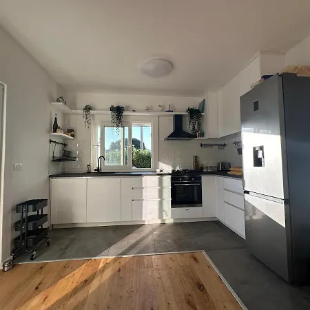 Cozy House Pavicic In Hvar * Poljica (Hvar)