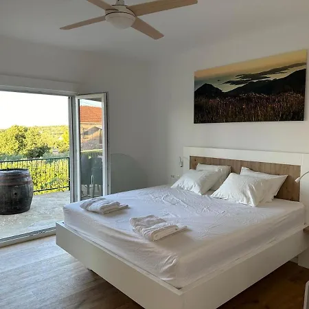 Cozy House Pavicic In Hvar