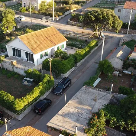 Cozy House Pavicic In Hvar Poljica (Hvar)