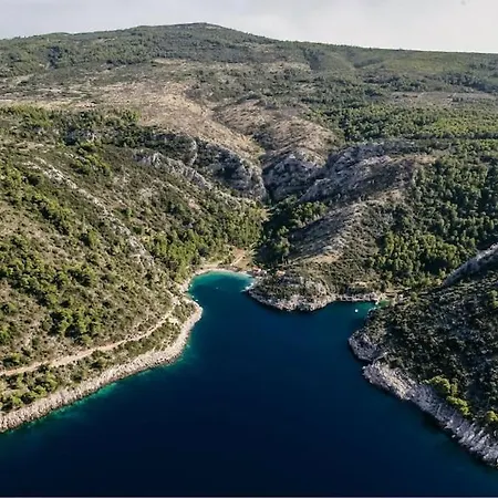 Cozy House Pavicic In Hvar Vikendica *