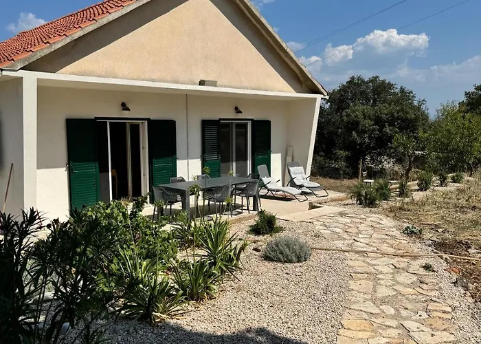 Cozy House Pavicic In Hvar Casa de Férias *