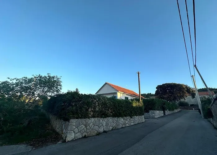 Cozy House Pavicic In Hvar Casa de Férias